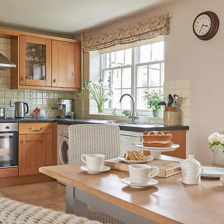 Holiday home Lockton *